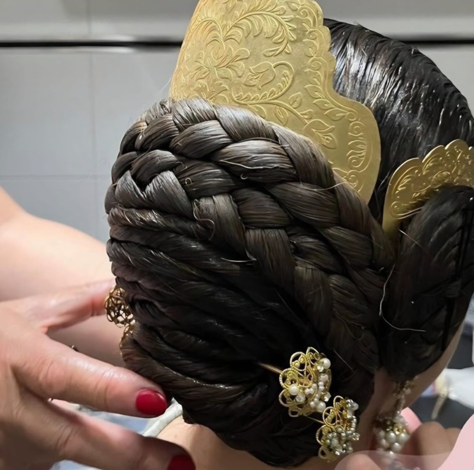 Peinado Fallera